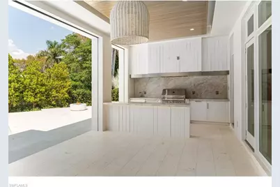 725 Pectin Rd, Naples, FL 34102 - Photo 22