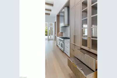 725 Pectin Rd, Naples, FL 34102 - Photo 8