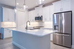 2409 Ariane Dr, Naples, FL 34112 - Photo 8