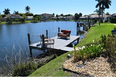 14490 Laguna Dr, Fort Myers, FL 33908 - Photo 6