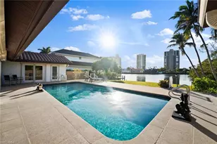 319 Pirates Bight, Naples, FL 34103 - Photo 6