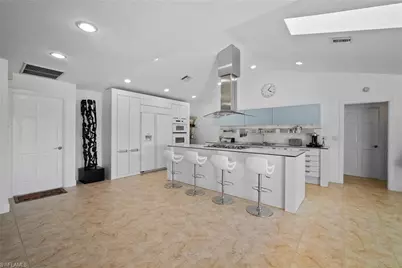 319 Pirates Bight, Naples, FL 34103 - Photo 12