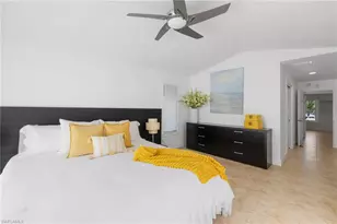 319 Pirates Bight, Naples, FL 34103 - Photo 8