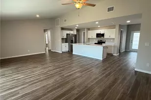 1723 NW 19th St, Cape Coral, FL 33993 - Photo 4