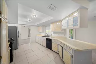219 SE 46th Ter, Cape Coral, FL 33904 - Photo 8