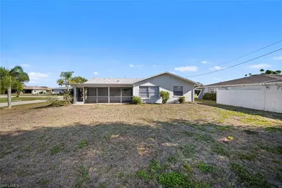 624 SE 35th St, Cape Coral, FL 33904 - Photo 18