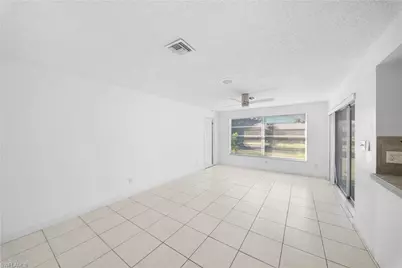 624 SE 35th St, Cape Coral, FL 33904 - Photo 6