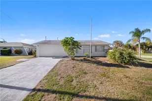 624 SE 35th St, Cape Coral, FL 33904 - Photo 1