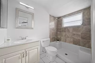 624 SE 35th St, Cape Coral, FL 33904 - Photo 10