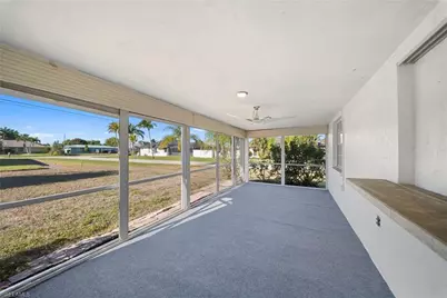624 SE 35th St, Cape Coral, FL 33904 - Photo 14