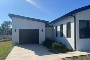 714 Chambers St E, Lehigh Acres, FL 33974 - Photo 2