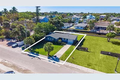 2772 Bayview Dr, Naples, FL 34112 - Photo 10