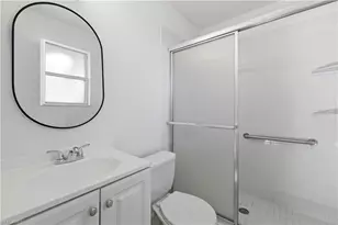 221 SW 22nd St, Cape Coral, FL 33991 - Photo 14