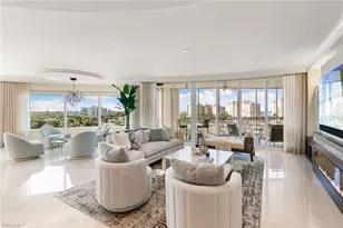 13665 Vanderbilt Dr, Naples, FL 34110 - Photo 10