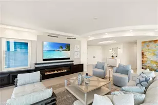 13665 Vanderbilt Dr, Naples, FL 34110 - Photo 12