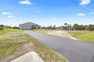 2688 36th Ave SE, Naples, FL 34117 - Photo 4