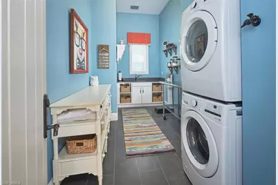 24000 Tuscany Ct, Bonita Springs, FL 34134 - Photo 28