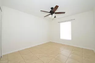 907 NE 10th Terrace, Cape Coral, FL 33909 - Photo 8