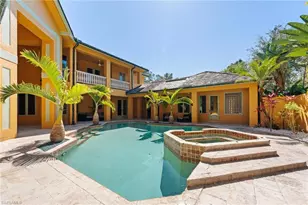 5237 Mahogany Ridge Dr, Naples, FL 34119 - Photo 4