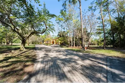 5237 Mahogany Ridge Dr, Naples, FL 34119 - Photo 44