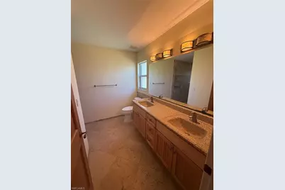 5361 Hickory Wood Dr, Naples, FL 34119 - Photo 10
