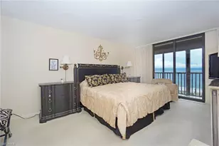 9653 Gulf Shore Dr, Naples, FL 34108 - Photo 20