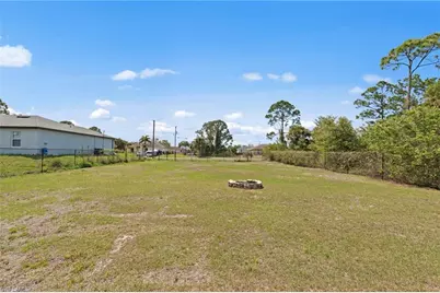 912 Maywood Ave S, Lehigh Acres, FL 33974 - Photo 28