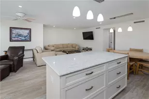 3450 Gulf Shore Blvd N, Naples, FL 34103 - Photo 10