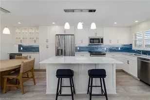 3450 Gulf Shore Blvd N, Naples, FL 34103 - Photo 16