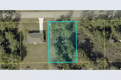 1118 Artic St E, Lehigh Acres, FL 33974 - Photo 1