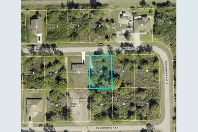 1118 Artic St E, Lehigh Acres, FL 33974 - Photo 2