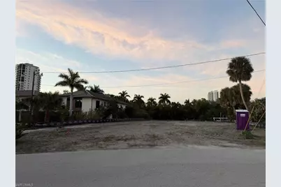 4754 Spring Creek Dr, Bonita Springs, FL 34134 - Photo 4