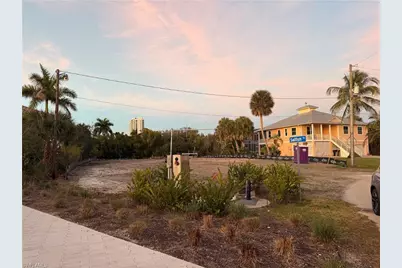 4754 Spring Creek Dr, Bonita Springs, FL 34134 - Photo 6