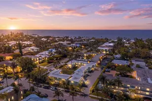 277 8th Ave S, Naples, FL 34102 - Photo 2