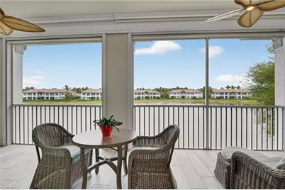 8062 Signature Club Cir #202, Naples, FL 34113 - Photo 4