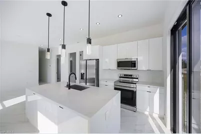 1053 Marine Ave S, Lehigh Acres, FL 33976 - Photo 8