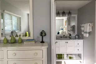 4140 Crayton Rd, Naples, FL 34103 - Photo 4