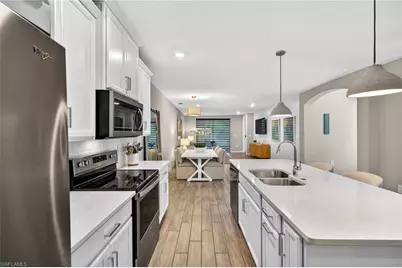 14567 Edgewater Cir, Naples, FL 34114 - Photo 12