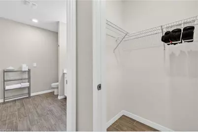 14567 Edgewater Cir, Naples, FL 34114 - Photo 22