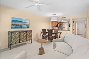 600 Neapolitan Way, Naples, FL 34103 - Photo 2