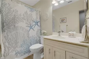 184 Vintage Cir, Naples, FL 34119 - Photo 16