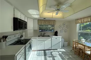 254 6th Ave S, Naples, FL 34102 - Photo 4