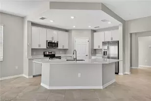 12041 Santaluz Dr, Fort Myers, FL 33913 - Photo 8