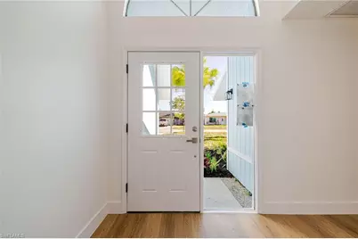 1337 N Alhambra Cir, Naples, FL 34103 - Photo 8