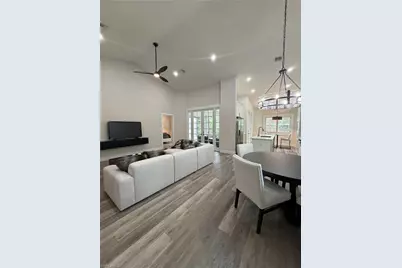 27181 Kindlewood Ln, Bonita Springs, FL 34134 - Photo 2