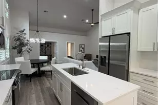 27181 Kindlewood Ln, Bonita Springs, FL 34134 - Photo 6