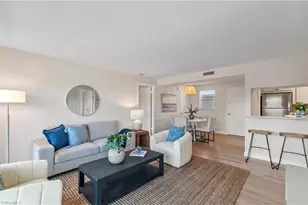 570 12th Ave S, Naples, FL 34102 - Photo 2