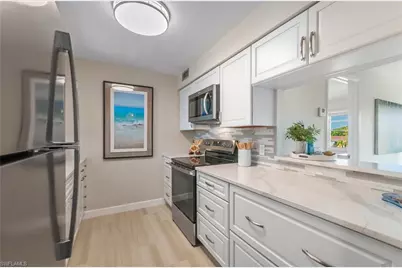 570 12th Ave S #570, Naples, FL 34102 - Photo 18