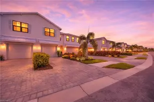 13058 Pembroke Dr, Naples, FL 34105 - Photo 2