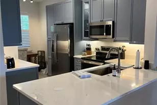 2325 Carrington Ct, Naples, FL 34109 - Photo 8